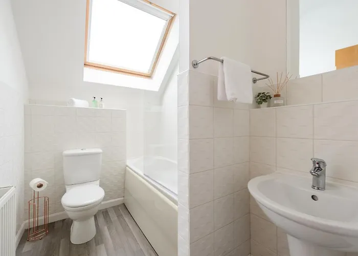 Appartement à 2 Chambres à Coucher